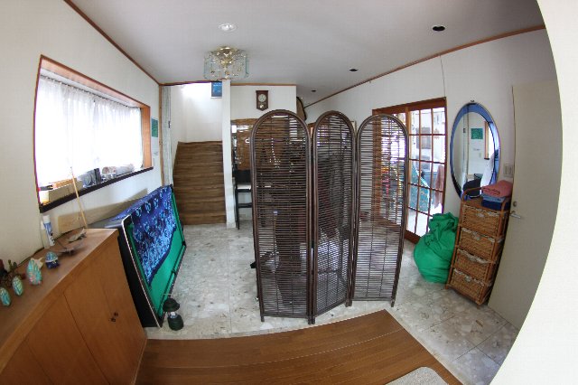 ���X�E�G���g�����X