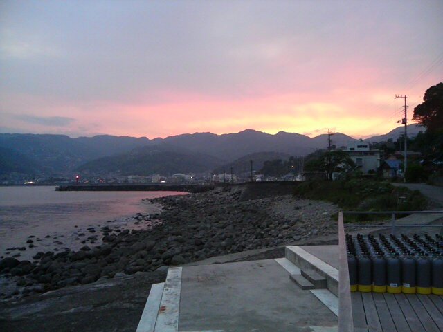 ���ɓ��E�F�����̗[�i